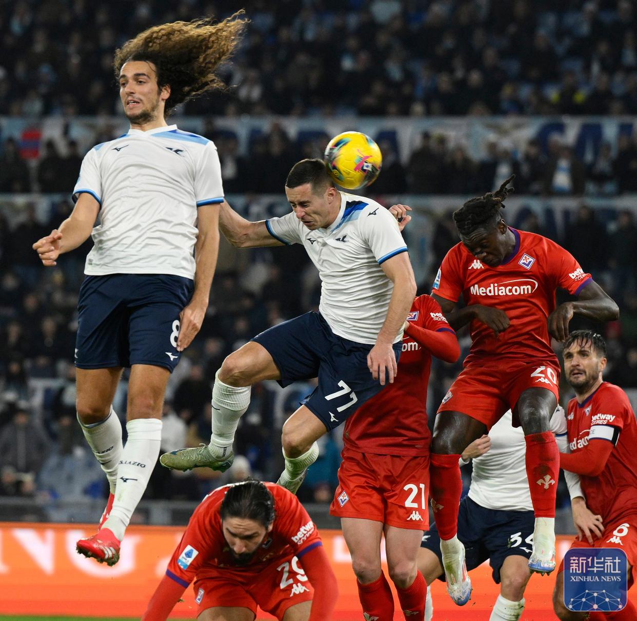 意甲赛程吃紧,圣安东尼奥马刺清晨单刀错失,引发热议,轮换策略成焦点 意甲赛程吃紧,圣安东尼奥马刺清晨单刀错失,引发热议,轮换策略成焦点
