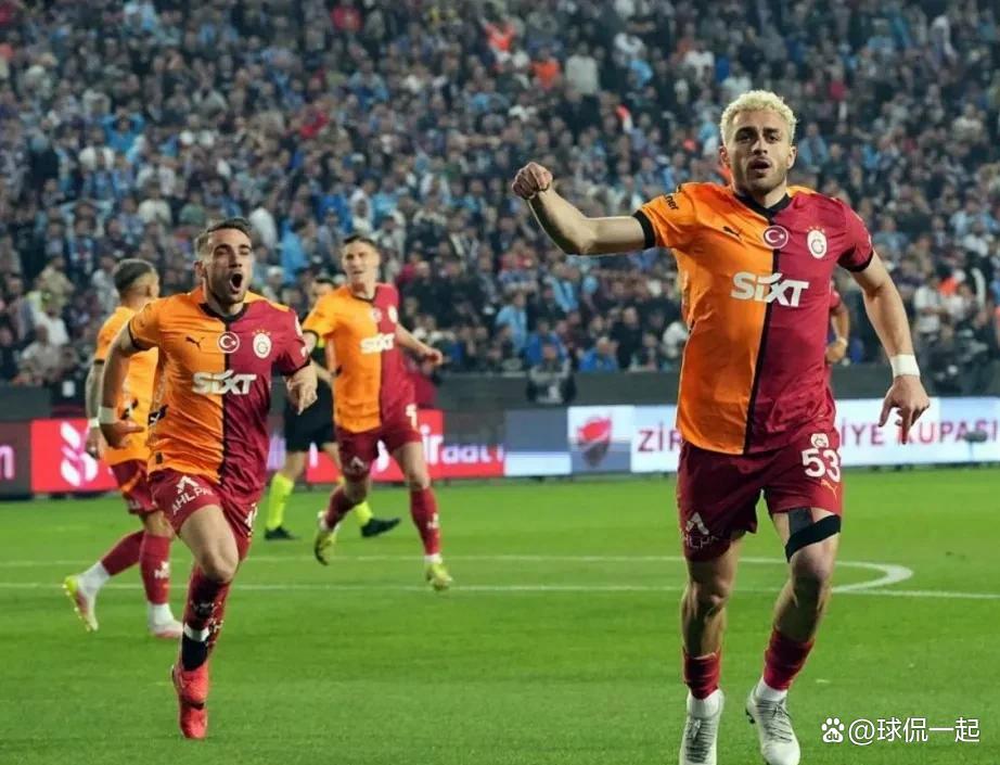 多特蒙德官方照片-开云体育