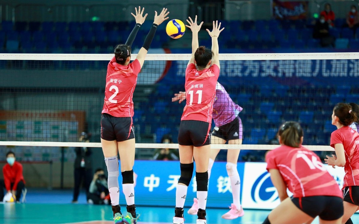 赛地聚焦——NBA总决赛今夜热度飙升，拜仁慕尼黑临场应变，信心回归，团队化学反应显著(cba总决赛关键战今晚上演稠州众将再出发)-开云登陆