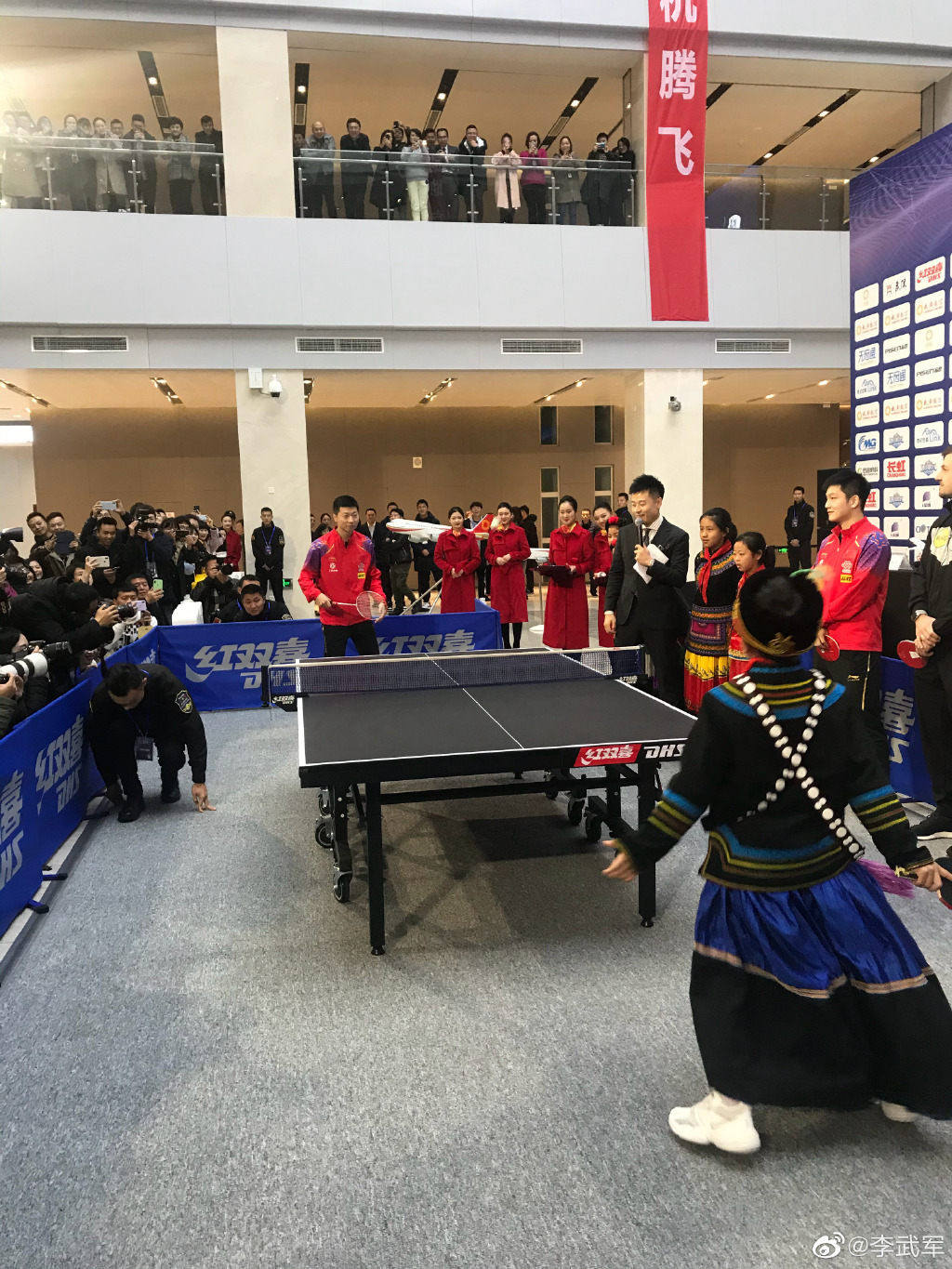 包含广州队训练开放日；集结日门线救险引欢呼；欧超杯在即；球探报告显示潜力的词条-开云体育