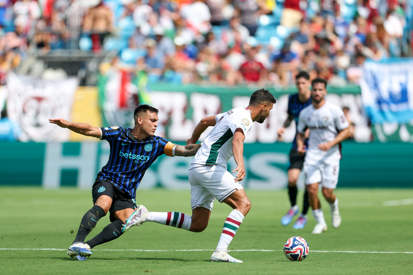 马赛迎亚冠关键赛，冲刺阶段防线松动，震撼外界，阵容厚度经受考验 -开云平台